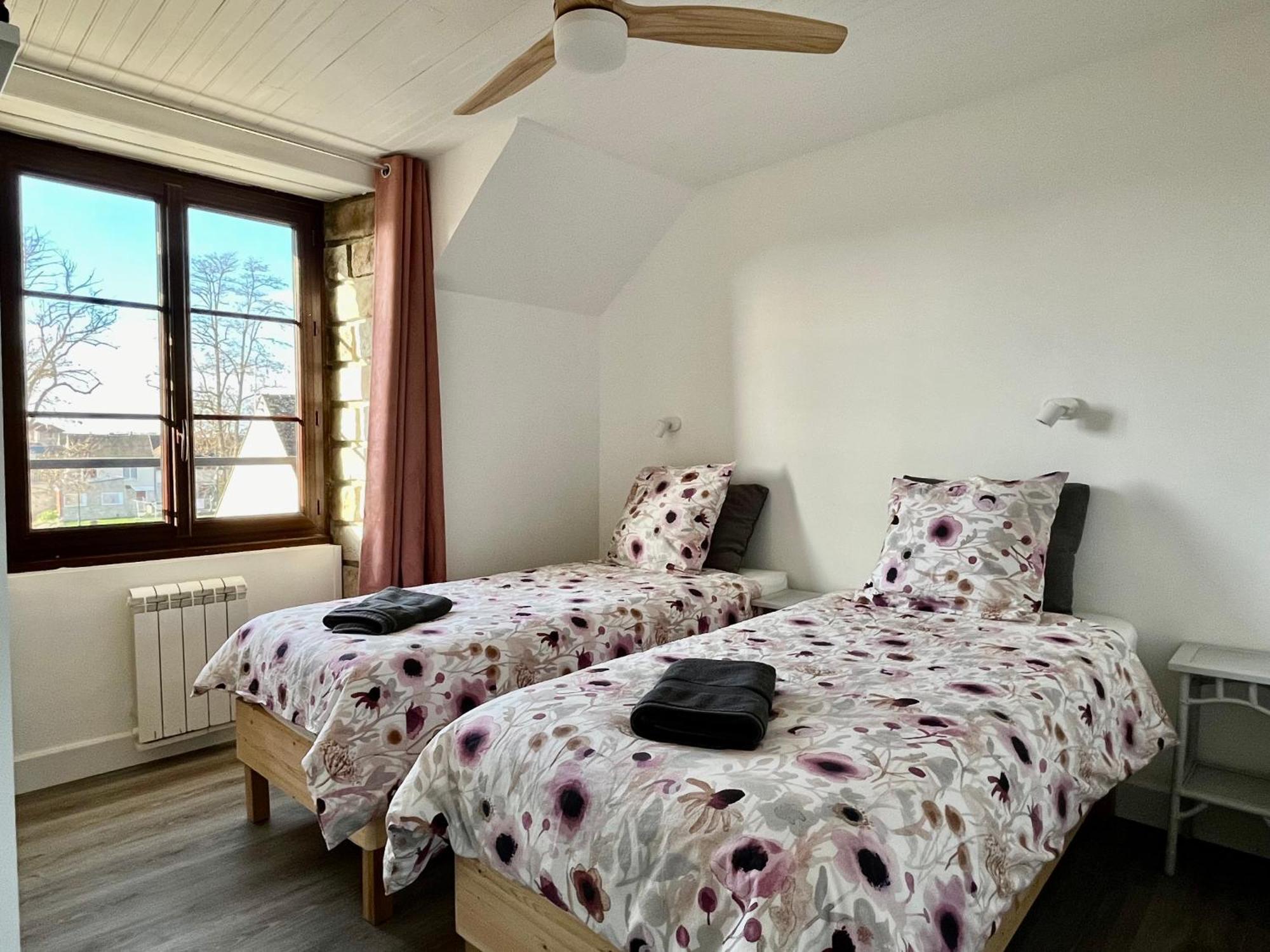 Appartement En Plein Centre Ville Milly-la-Foret Extérieur photo